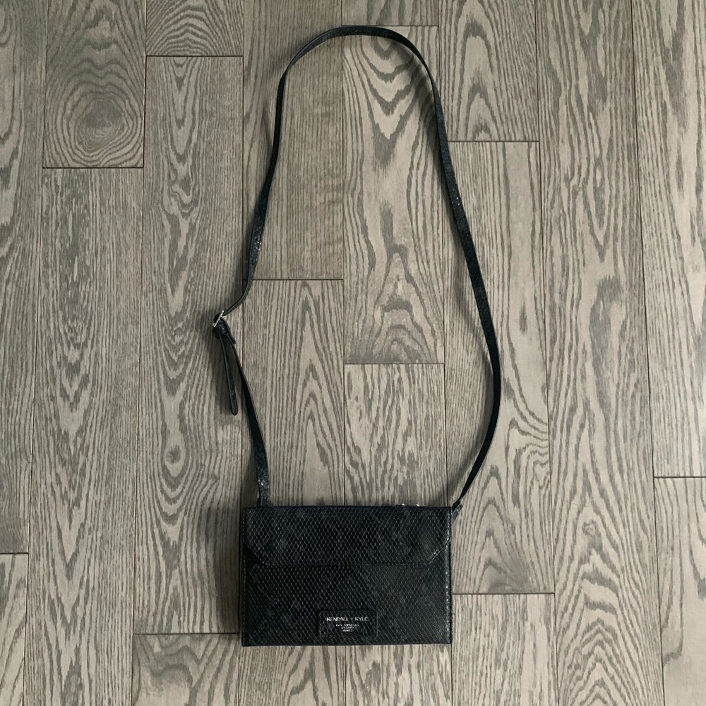 Beautiful Kendall and Kylie Crossbody Bag🖤✨